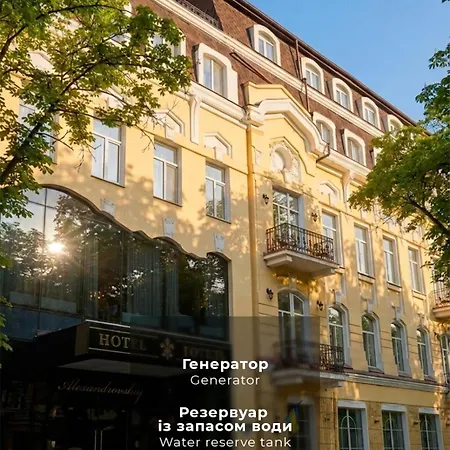 Alexandrovskiy Hotel-3