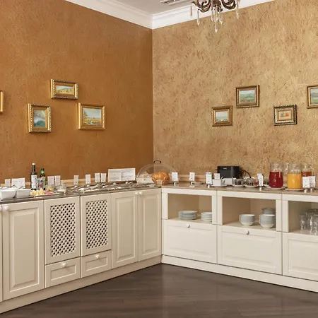 Alexandrovskiy Hotel-2